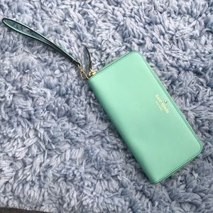 Kate spade wallet clutch
